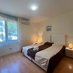 виста бийч апартментс B - Byala Vista B Apart-hotel Byala (Varna)