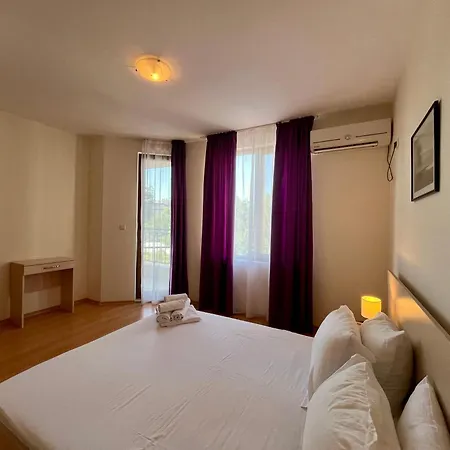 виста бийч апартментс B - Byala Vista B Апарт-отель Бяла