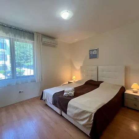 виста бийч апартментс B - Byala Vista B Апарт-отель Бяла