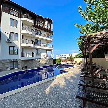 Apartahotel виста бийч апартментс B - Byala Vista B Byala (Varna)